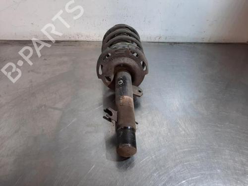 Right front shock absorber CITROËN C3 III (SX) 1.2 VTi 82 | BP38606938M17 - Image 2