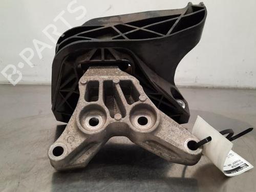 Used Engine mount PEUGEOT 308 III (FB_, FH_, FP_, F3_, FM_) PureTech 110 (FPHNPL) (110 hp) 23621778