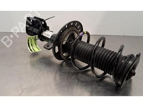 Used Right front shock absorber OPEL CORSA F (P2JO) 1.2 (68) (75 hp) 23598493