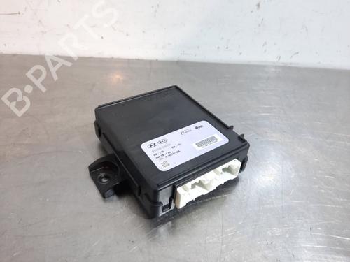 Used Electronic module KIA SPORTAGE IV (QL, QLE) 2.0 CRDi AWD (136 hp) 15789695