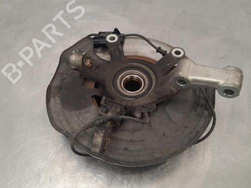 Used Right front steering knuckle MERCEDES-BENZ GLA-CLASS (X156) GLA 200 CDI / d (156.908) (136 hp) 19648931