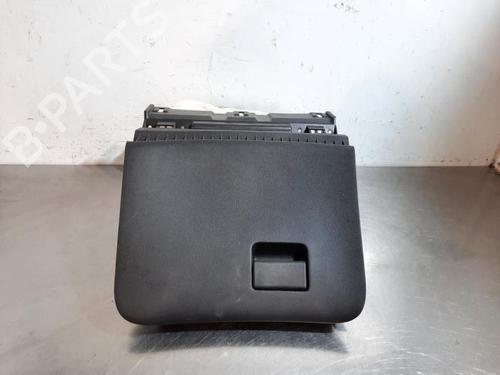 Glove box NISSAN JUKE (F15) 1.6 DIG-T NISMO | BP23598927C95