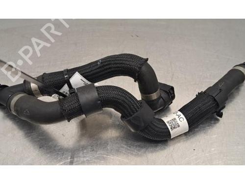pipe-jaguar-e-pace-x540-2017-40614554 main image