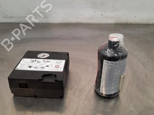 Used Jack Kit SKODA KAROQ (NU7, ND7) 1.5 TSI (150 hp) 23616756