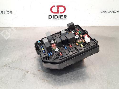 Used Fuse box OPEL KARL (C16) 1.0 (75 hp) 10897247