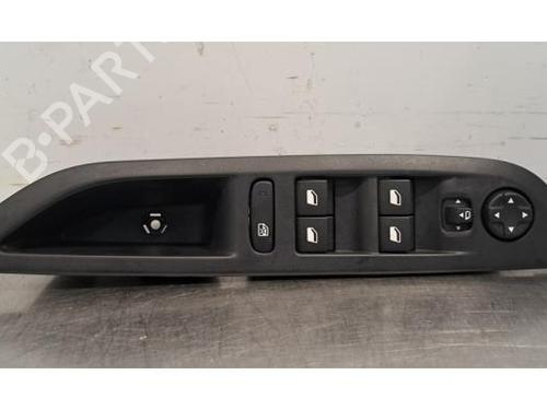 Used Switch PEUGEOT 208 II (UB_, UP_, UW_, UJ_) 1.2 PureTech 100 (101 hp) 32287563