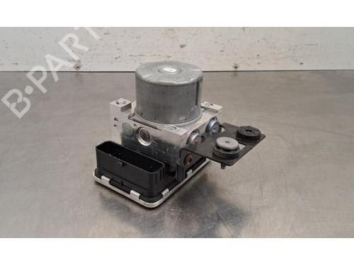 abs-pump-renault-trafic-iii-van-fg_-2014-38043825 main image