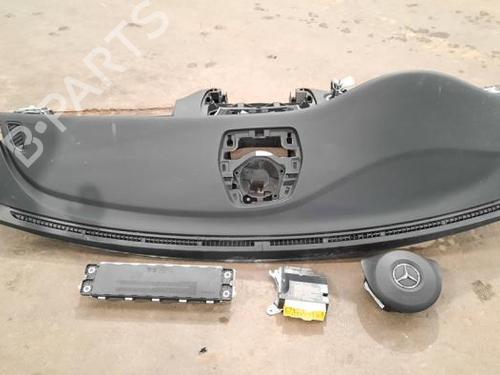 Kollisonspute sett MERCEDES-BENZ C-CLASS (W205) C 180 BlueTEC / d (205.036) (116 hp) 10895742