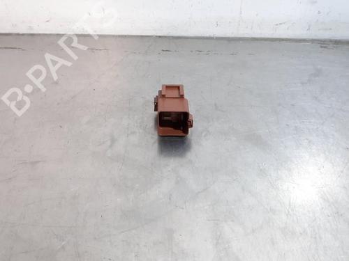 Used Electronic module Electronic module PEUGEOT 308 SW III (FC_, FJ_, FR_, F4_, FN_) PureTech 136 (FRHPYC) (136 hp) 33753362 33753362