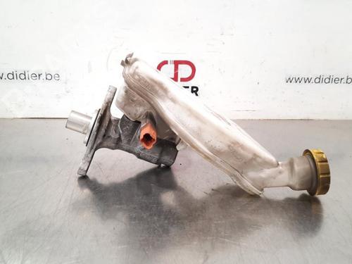 Used Brake master cylinder OPEL CROSSLAND X / CROSSLAND (P17, P2QO) 1.2 (75) (82 hp) 10896071