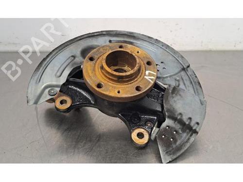 Used Left front steering knuckle PEUGEOT 308 III (FB_, FH_, FP_, F3_, FM_) PureTech 130 (FPHNSL, FPHNST) (131 hp) 28159086