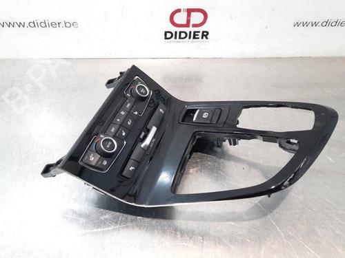 Used Middle console BMW 5 (F10) 518 d (150 hp) 10893428