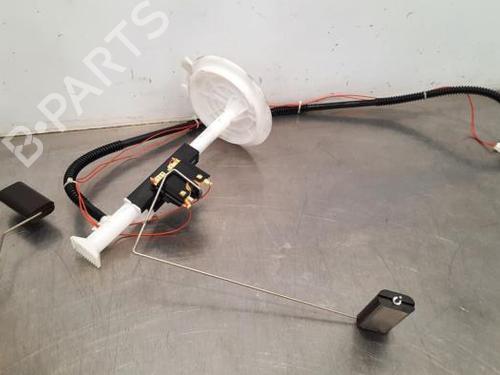Used Fuel pump NISSAN X-TRAIL III (T32_, T32R, T32RR) 2.0 dCi (T32) (177 hp) 23580011