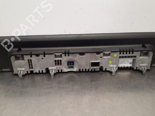 Used Display monitor MERCEDES-BENZ A-CLASS Saloon (V177) A 180 (177.184) (136 hp) 15042616