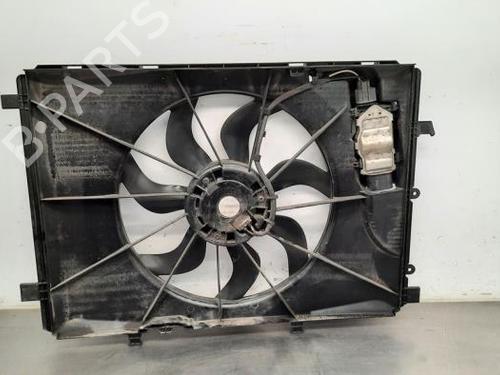 Used Radiator fan MERCEDES-BENZ CLA Coupe (C117) CLA 180 (117.342) (122 hp) 23600557