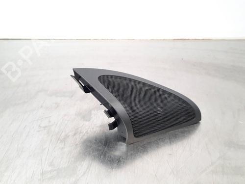 Used Speaker MERCEDES-BENZ GLA-CLASS (X156) GLA 180 (156.942) (122 hp) 15025515