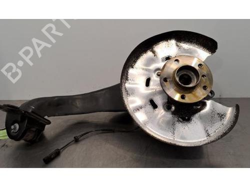 Used Right rear steering knuckle BMW 1 (F40) M 135 i xDrive (306 hp) 30530569