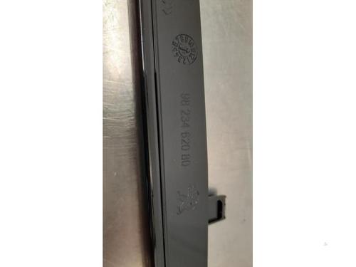 Other PEUGEOT 208 I (CA_, CC_) 1.5 BlueHDI 100 | BP23585511O1