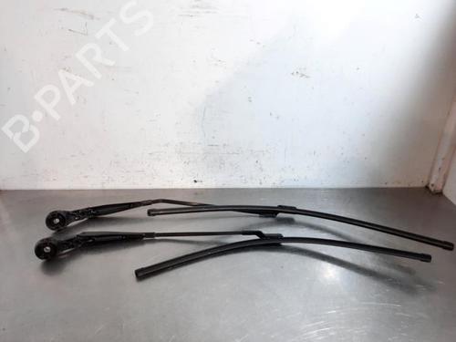 Front windshield wiper arm CITROËN C4 SPACETOURER (3D_) 1.2 PureTech 130 | BP23593067C143 