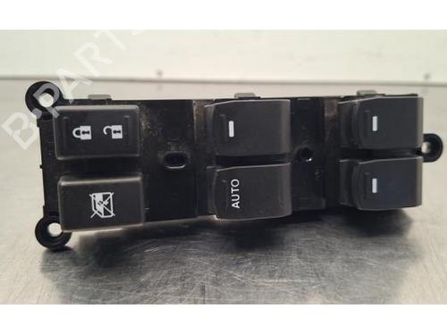 kombi-kontakt-stilkkontakt-suzuki-s-cross-2022-34200091 main image