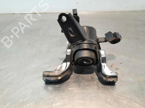 Engine mount TOYOTA AURIS Estate (_E18_) 1.3 (NRE180_) | BP18236992M89 