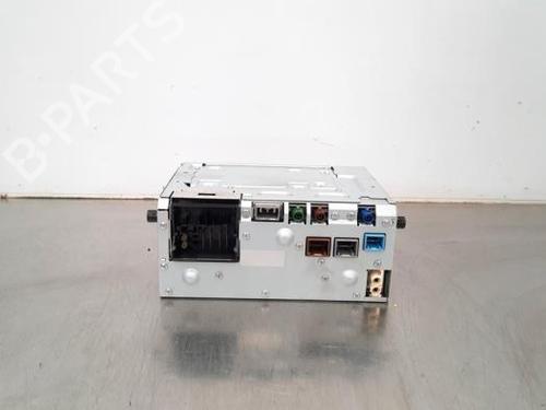 Used Radio VOLVO V40 Hatchback (525) D2 (120 hp) 21673131