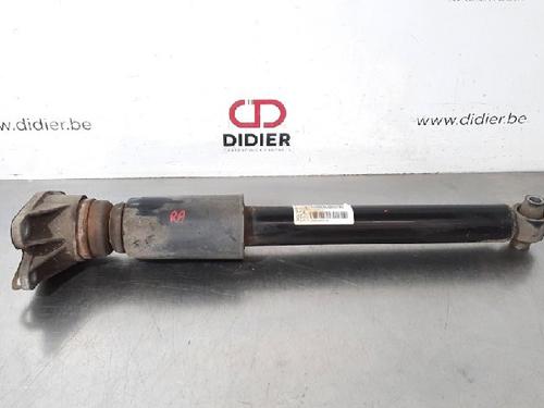 Used Right rear shock absorber BMW 3 (F30, F80) 318 d (150 hp) 10883929
