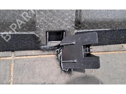 Fundo do compartimento da mala BMW 1 (F40) 118 i | BP32376611I33