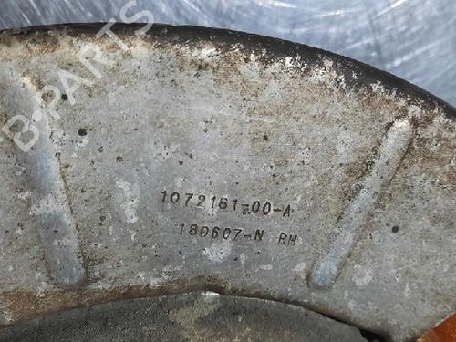 Right rear steering knuckle TESLA MODEL S (5YJS) 70D AWD | BP10883675M28 