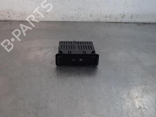Used Electronic module Electronic module MERCEDES-BENZ GLE (V167) GLE 350 de 4-matic (167.106) (333 hp) 39892739 39892739