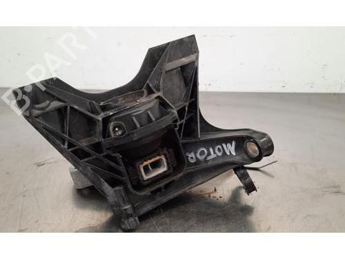 Engine mount PEUGEOT 308 SW III (FC_, FJ_, FR_, F4_, FN_) BlueHDi 130 (FCYHZL, FCYHZT) | BP23620471M89 