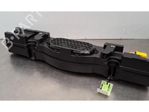 BP30582704M83 main image