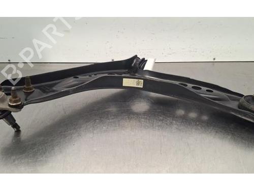 Used Right front suspension arm VW GOLF VII (5G1, BQ1, BE1, BE2) e-Golf (115 hp) 33057994