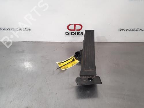 Pedal KIA SORENTO III (UM) 2.2 CRDi 4WD 32700B1000