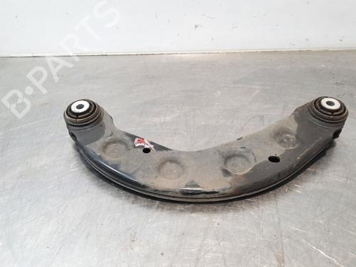 Venstre bagtil bærearm VOLVO V60 II (225) D4 (190 hp) 17111633