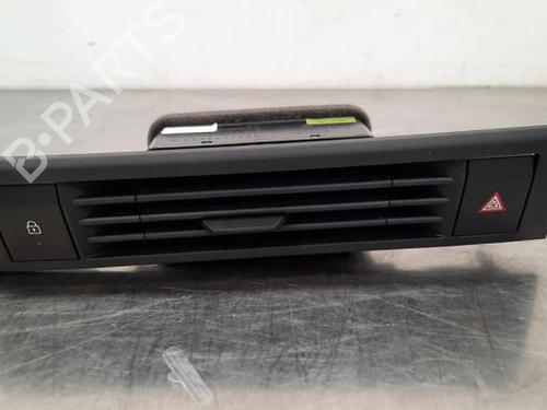 Used Air vent OPEL ASTRA L Sports Tourer (OV5) 1.2 (FRHNPJ) (110 hp) 23606215
