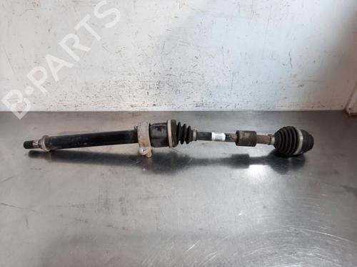 Used Right front driveshaft BMW X2 (F39) sDrive 18 i (136 hp) 30381686
