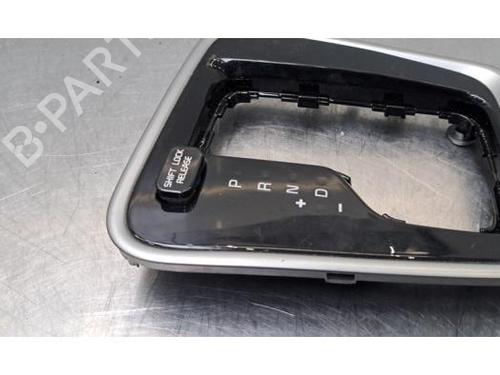 Middle console KIA CEED Sportswagon (CD) 1.6 GDI Hybrid | BP37092252I22 - Image 2