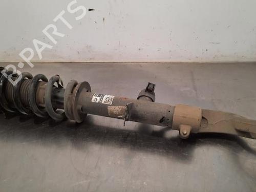 Used Right front shock absorber BMW X5 (G05, F95) xDrive 30 d (265 hp) 23587357