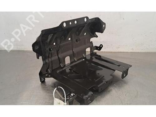 sttte-audi-q4-e-tron-suv-f4b-2020-34199830 main image