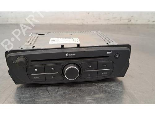 Used Radio RENAULT KANGOO Express (FW0/1_) 1.5 dCi 95 (FW16) (95 hp) 26171525