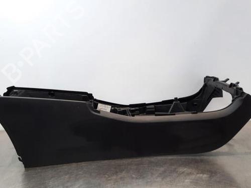 Used Middle console MERCEDES-BENZ A-CLASS (W177) A 160 (177.082) (109 hp) 20078948