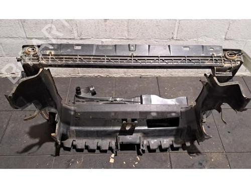 Frontplate/Frontkurv SKODA KAROQ (NU7, ND7) 1.0 TSI (116 hp) 31154517