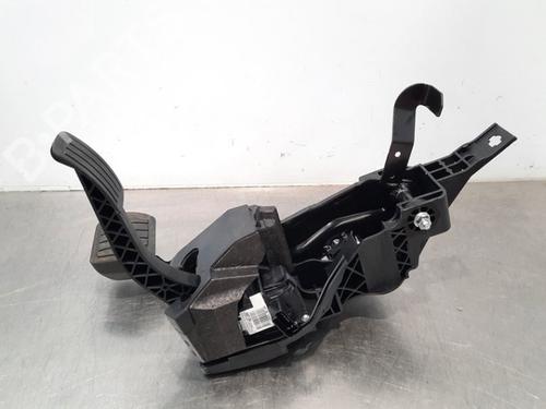 Pedal PEUGEOT 508 II (FB_, FH_, F3_) 1.6 PureTech 180 (F35GFR) (181 hp) 15789254