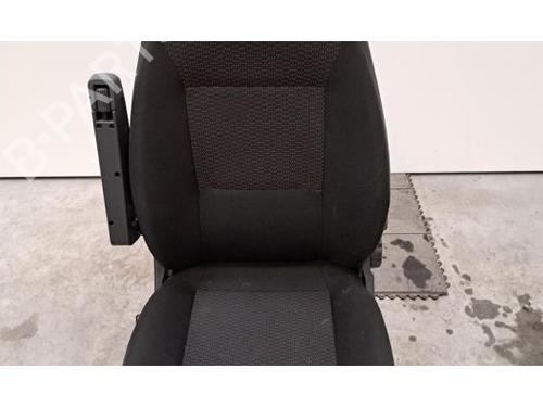 Left front seat PEUGEOT BOXER Van 2.2 BlueHDi 120 | BP36379483C15 - Image 9