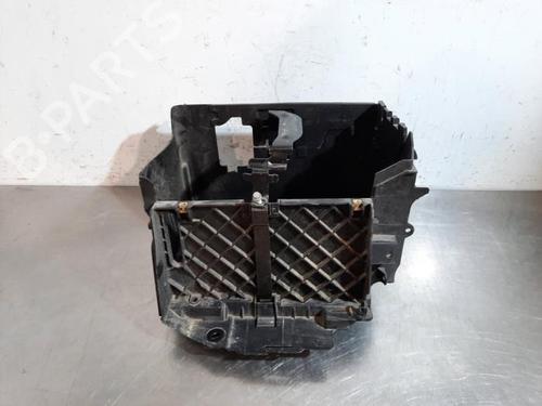 Used Support RENAULT TRAFIC III Van (FG_) 2.0 dCi 120 (FGMN) (120 hp) 23620277