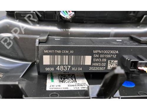Interior roof light PEUGEOT 308 III (FB_, FH_, FP_, F3_, FM_) PureTech 130 (FPHNSL, FPHNST) | BP23638725I8