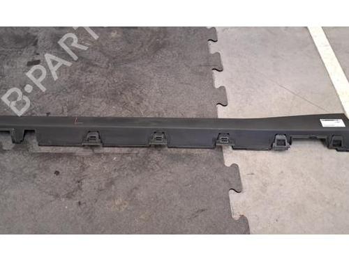 Venstre sidekjole Venstre sidekjole CITROËN C3 IV (CC_, CB_) ë-C3 (CBZYAZ) (113 hp) 37453776 37453776