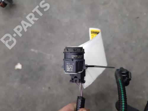electronic-sensor-volvo-xc40-536-d4-awd-39849486-39849063-31445808-2017-10876130 main image