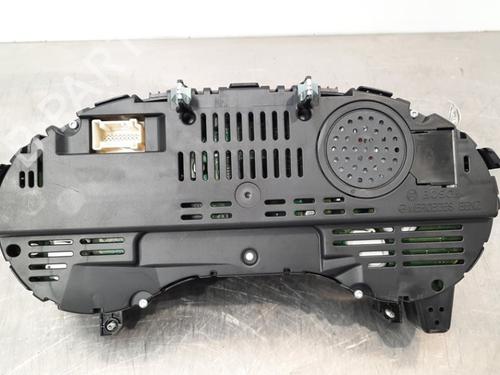 Instrument cluster MERCEDES-BENZ GLA-CLASS (X156) GLA 180 (156.942) | BP11231021C47 